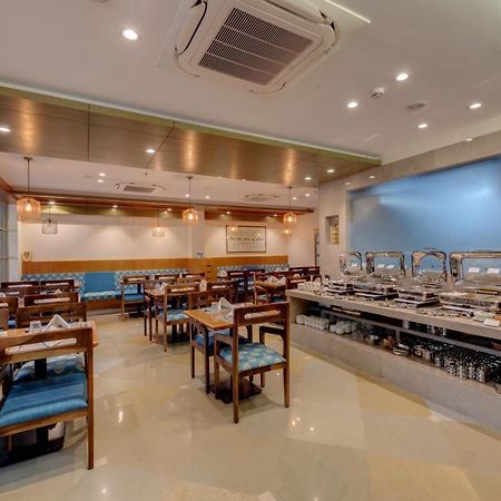 The Beacon Hotel Vadodara Ngoại thất bức ảnh