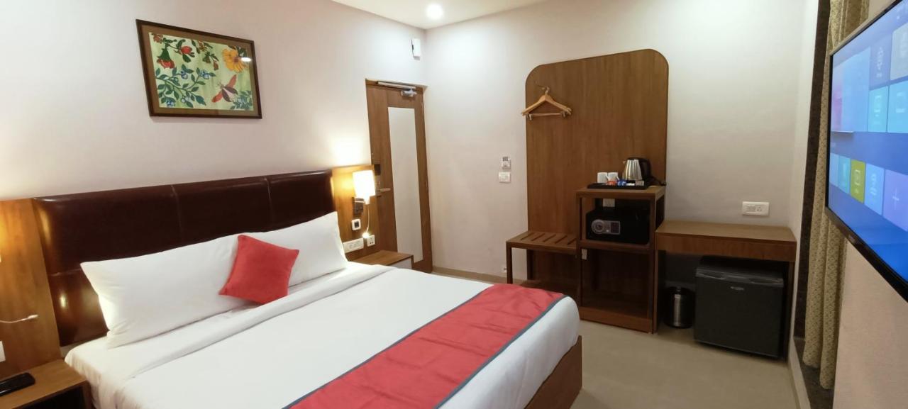 The Beacon Hotel Vadodara Ngoại thất bức ảnh