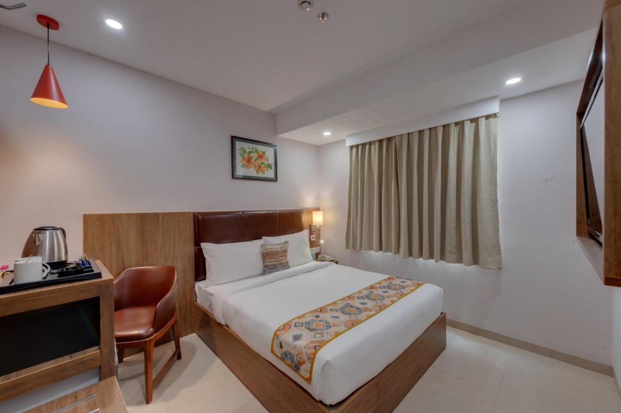 The Beacon Hotel Vadodara Ngoại thất bức ảnh